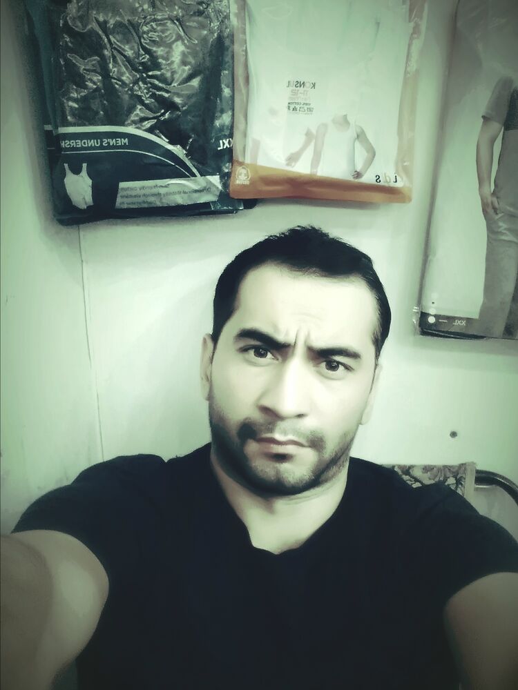  29718204  Axror, 33 ,    