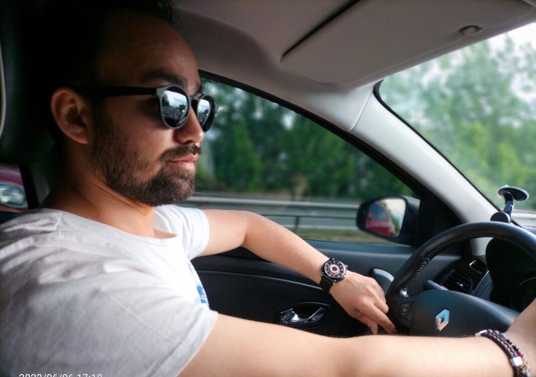  52514294  Murat, 36 ,    