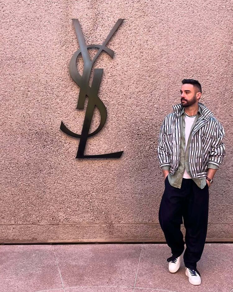  53992964  , 33 ,    -