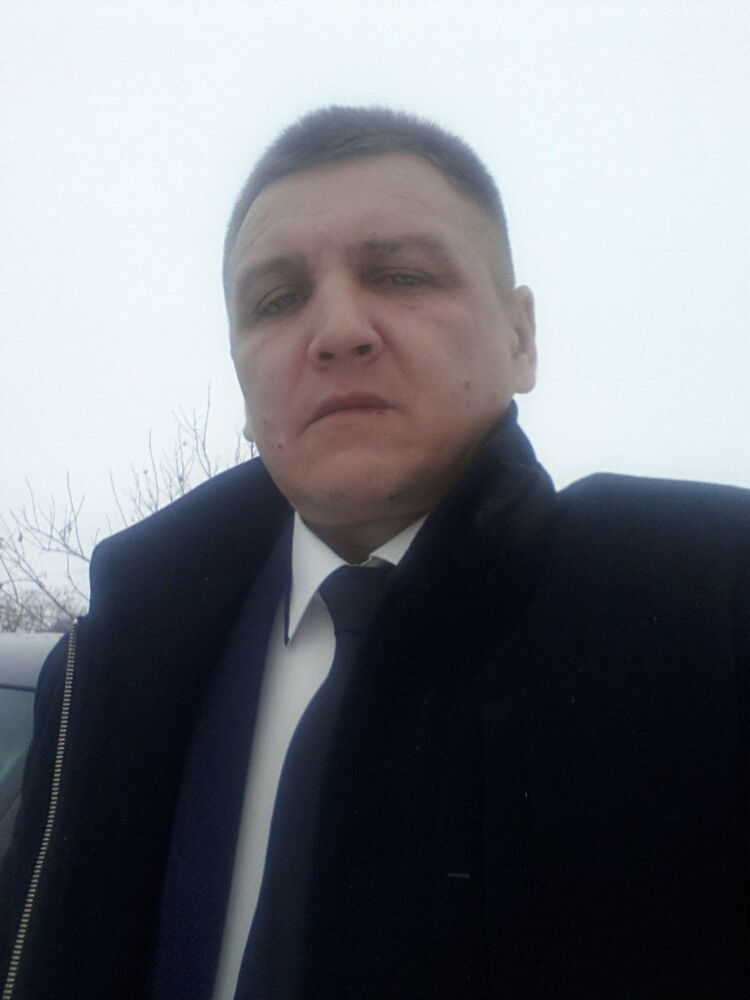  8814534  Nikola, 52 ,    