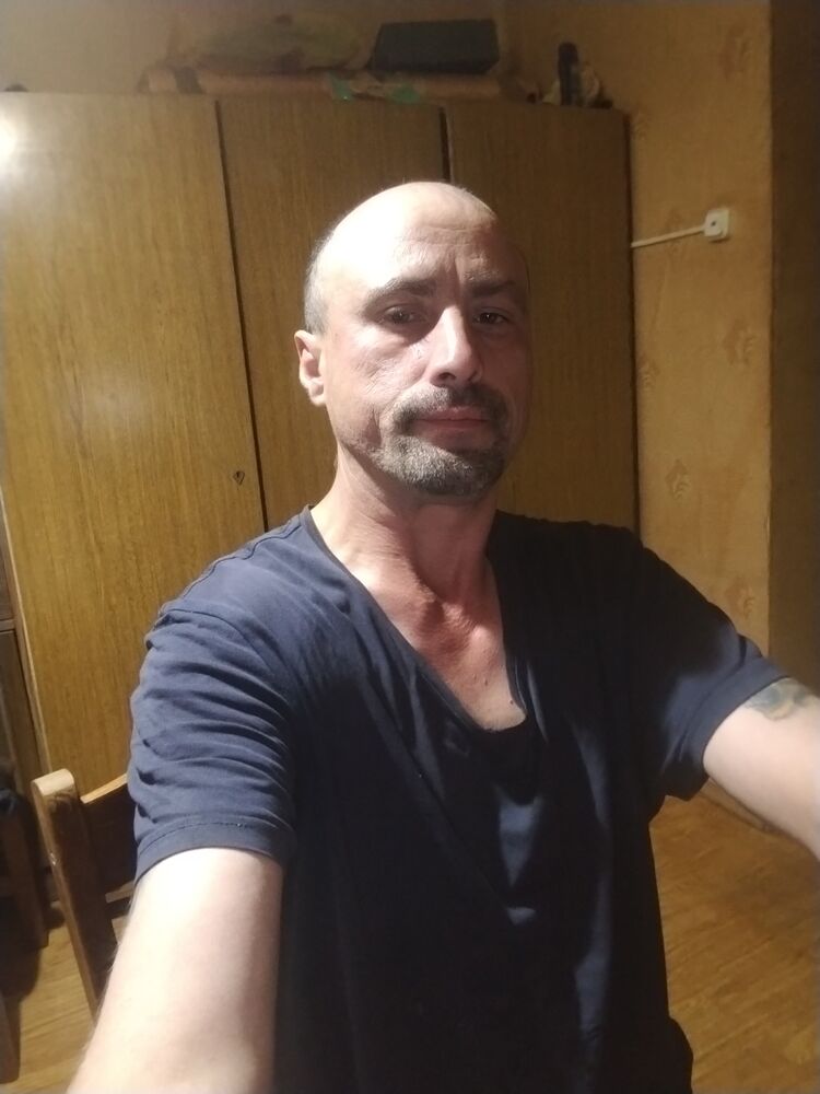  53689544  , 47 ,    