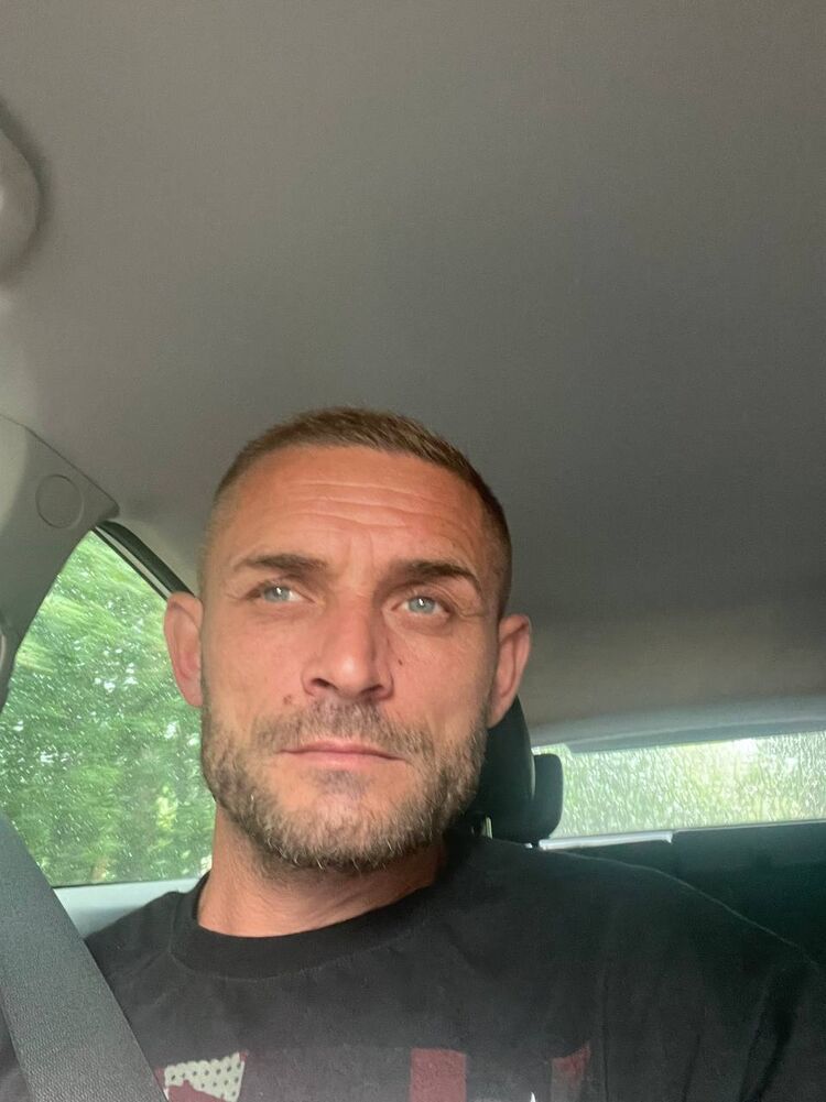  48735584  Boevoi, 42 ,    