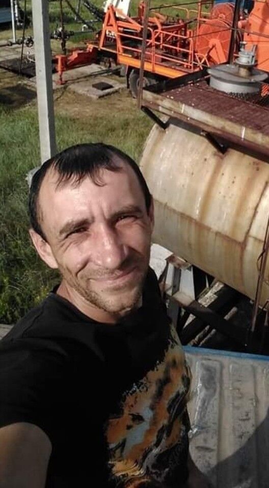  ,   Viktor, 47 ,   ,   , c 