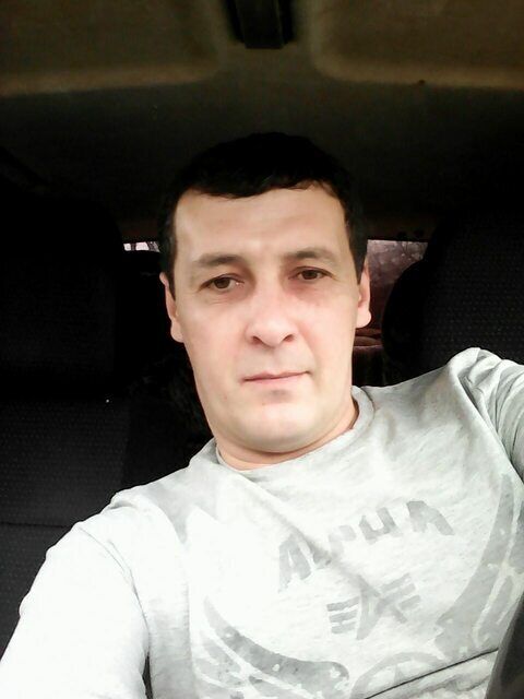  54090094  Ruslan, 44 ,    