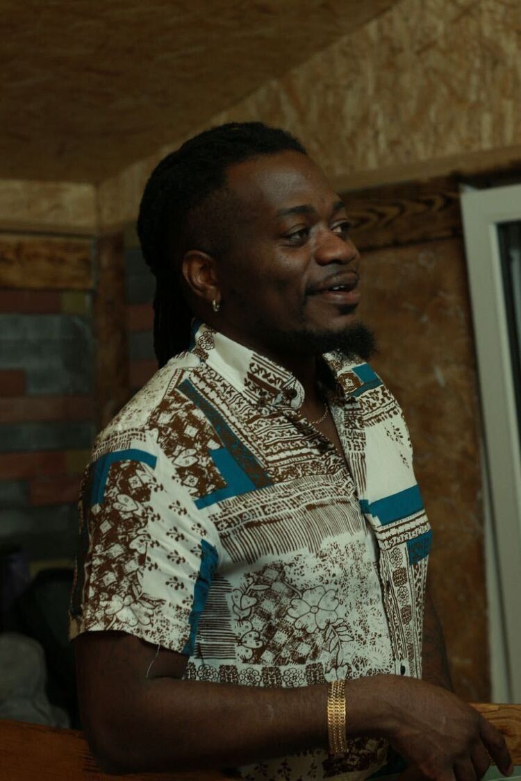  53475974  Mikey, 37 ,    