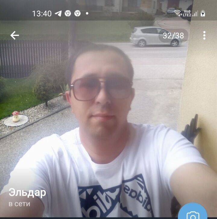  25080154  ALI, 40 ,    