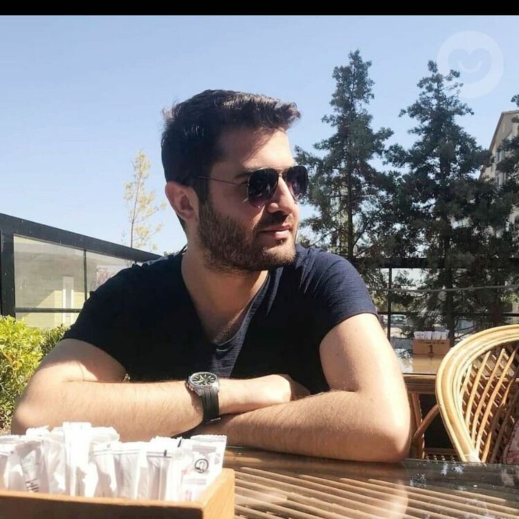  52994564  Hakan, 34 ,    