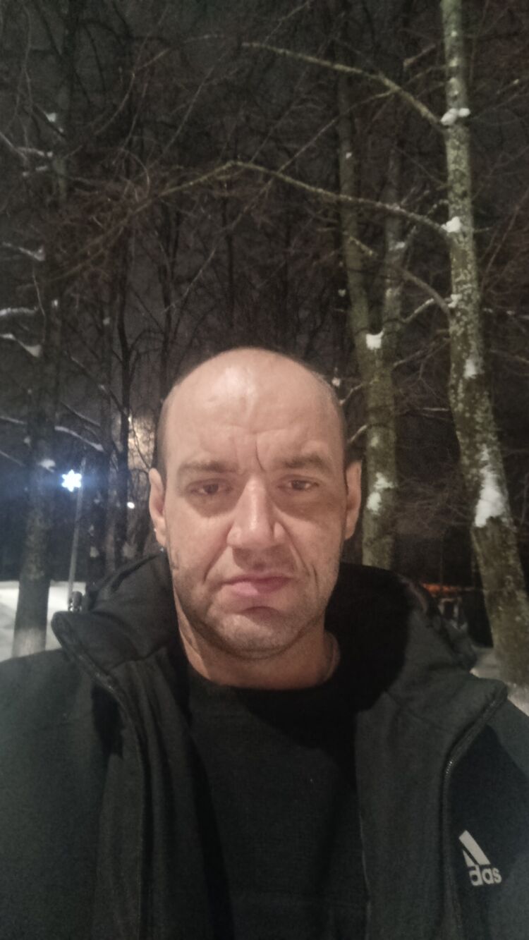  48966684  , 40 ,    