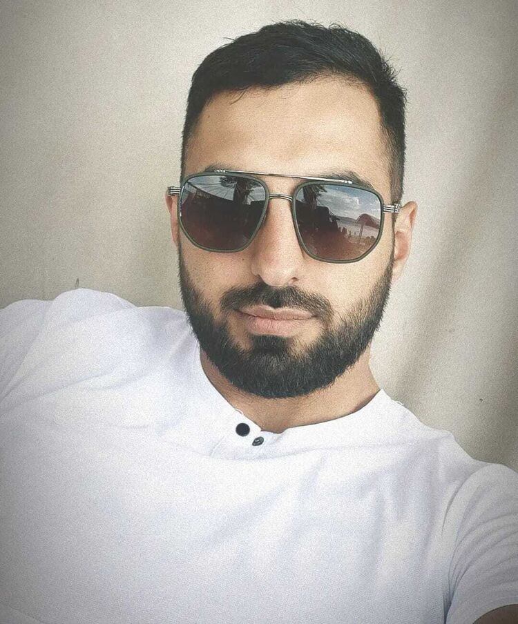  ,   Manvel, 27 ,   ,   