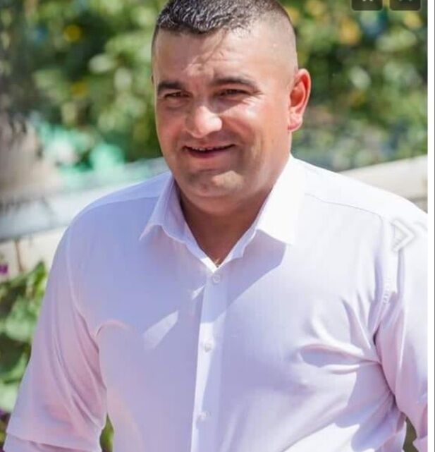  53399944  Alexandru, 36 ,    