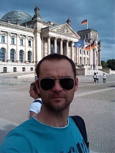  ,   Ruslan, 46 ,   ,   , c 