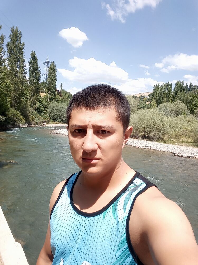  23100484  Javoxir, 30 ,    