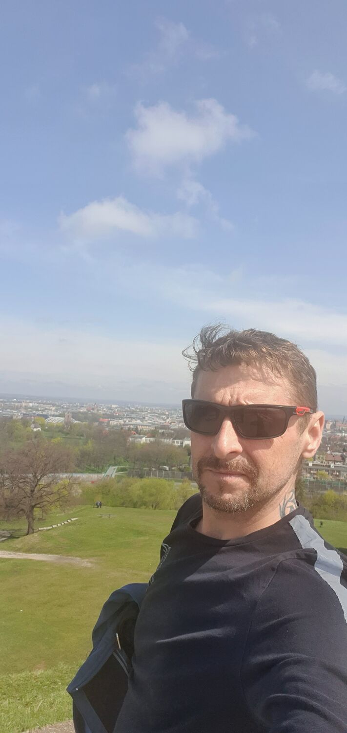 ,   Siergey, 45 ,   ,   