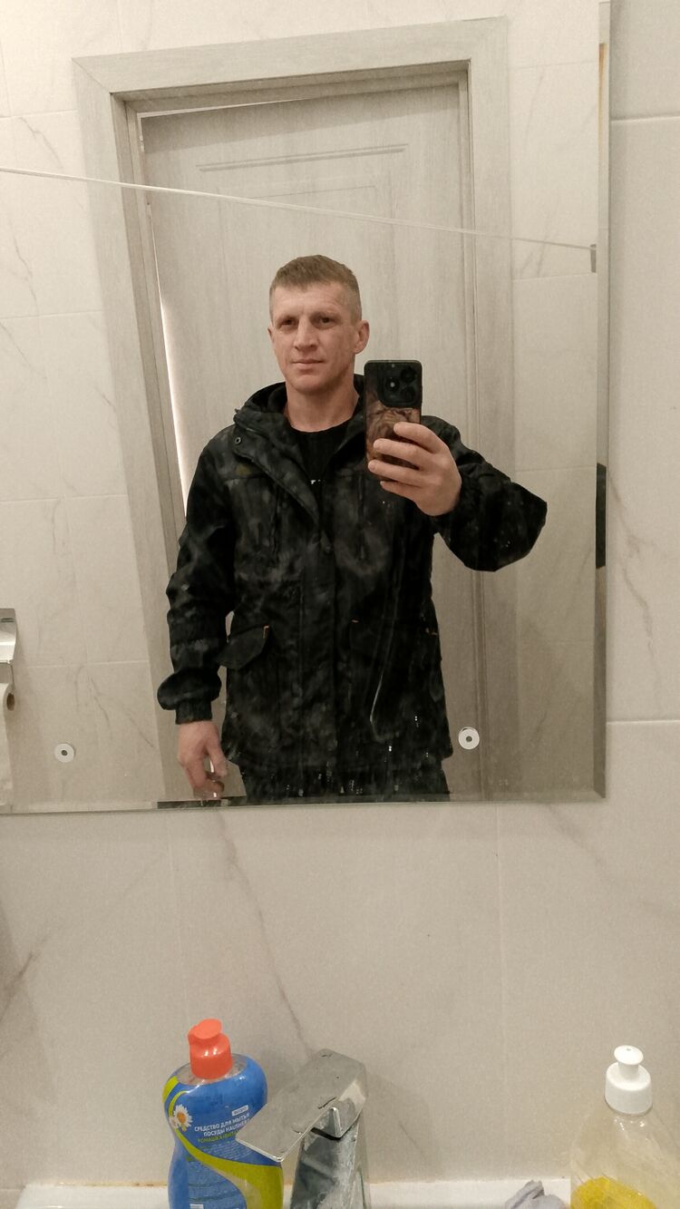 ,   Aleksandr, 39 ,   ,   