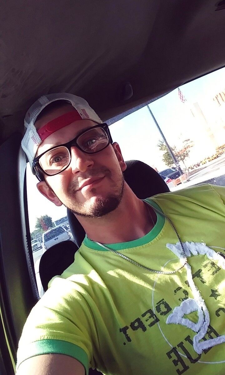  18571084  , 30 ,    Aspen