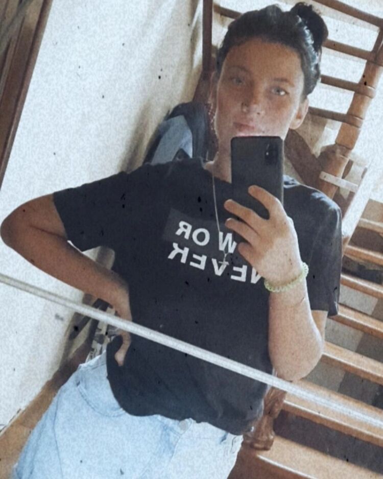  27240264  , 27 ,    