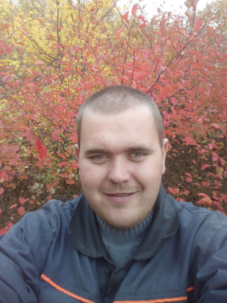  11801964  SERGEI, 29 ,    