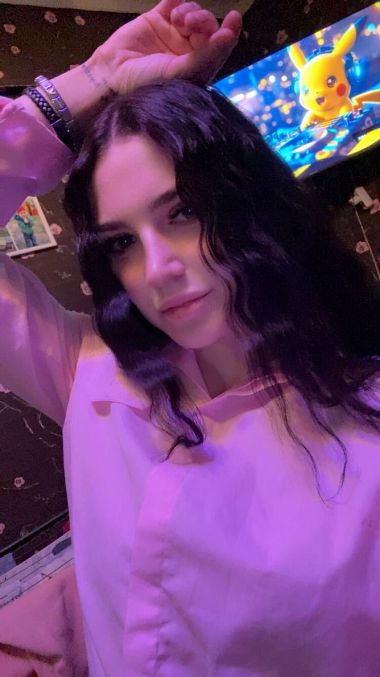  --,   , 26 ,  