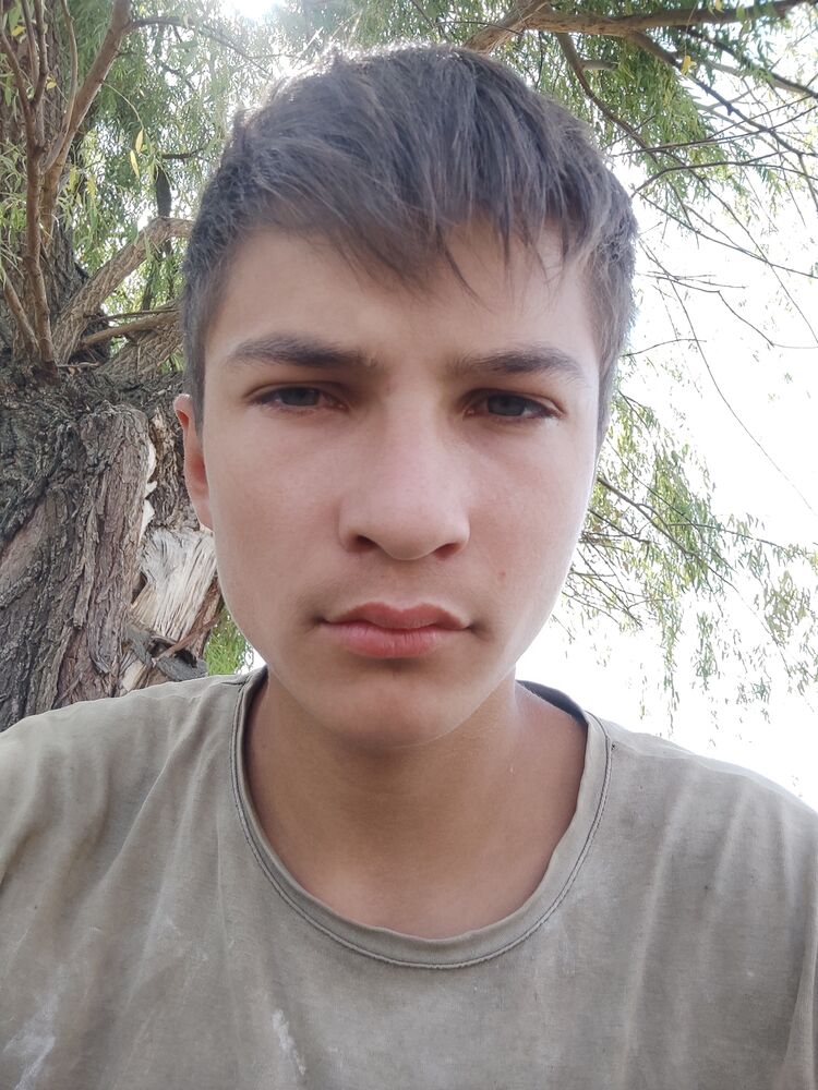  -,   Valintin, 19 ,   ,   