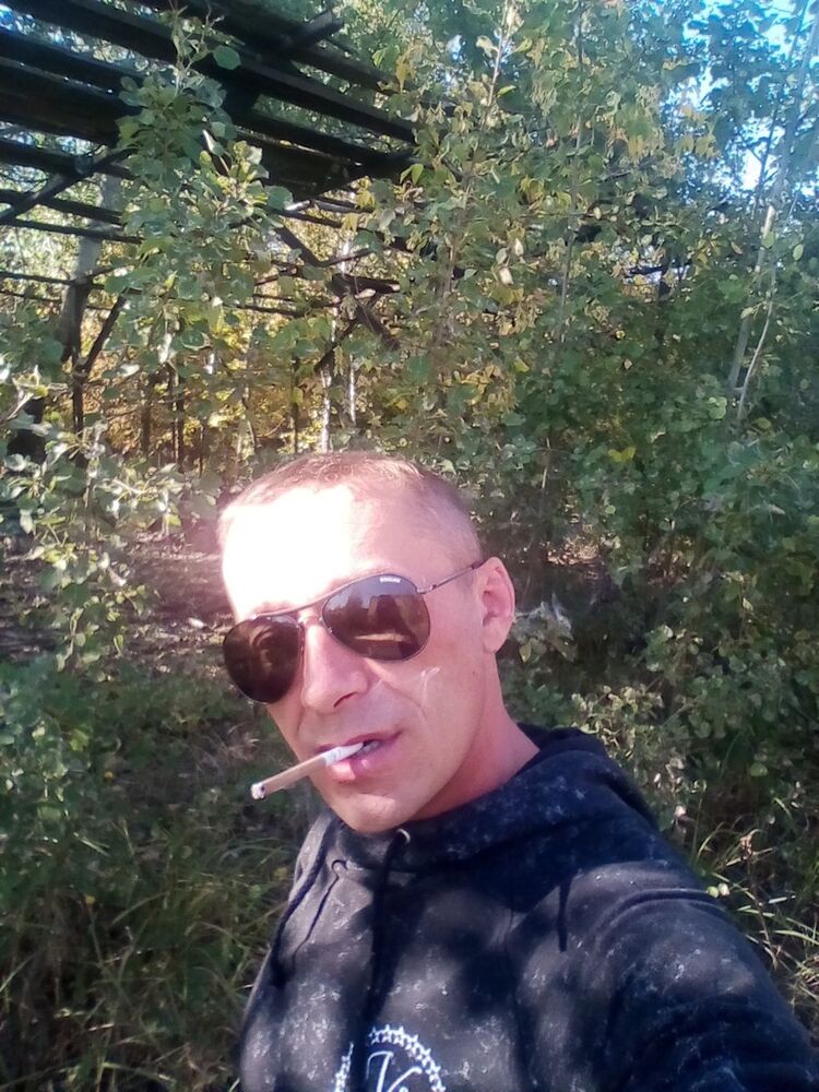  17314404  Vitaliy, 45 ,    