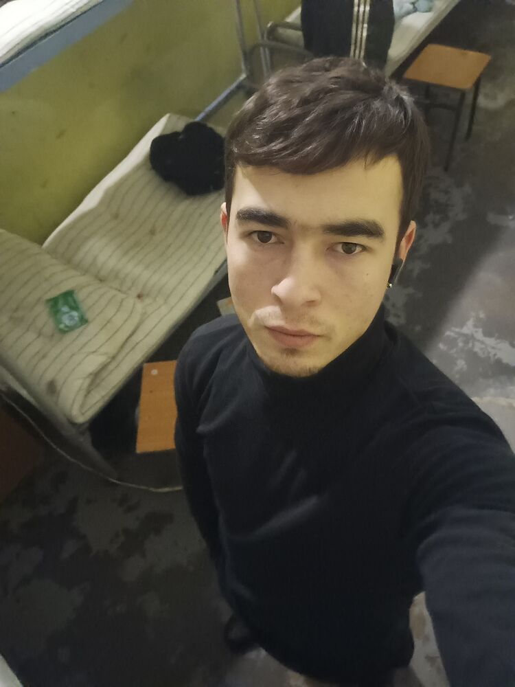  48831754  Nodir, 24 ,    