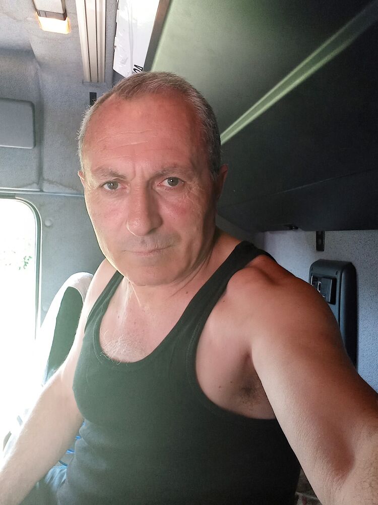  27515734  , 51 ,    