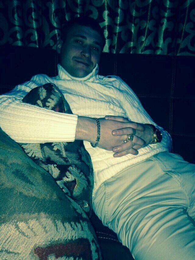  ,   Oleg, 37 ,   