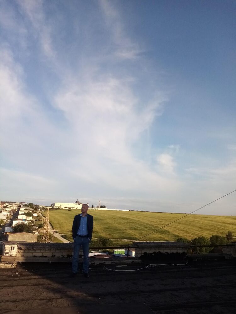  43143534  , 28 ,    