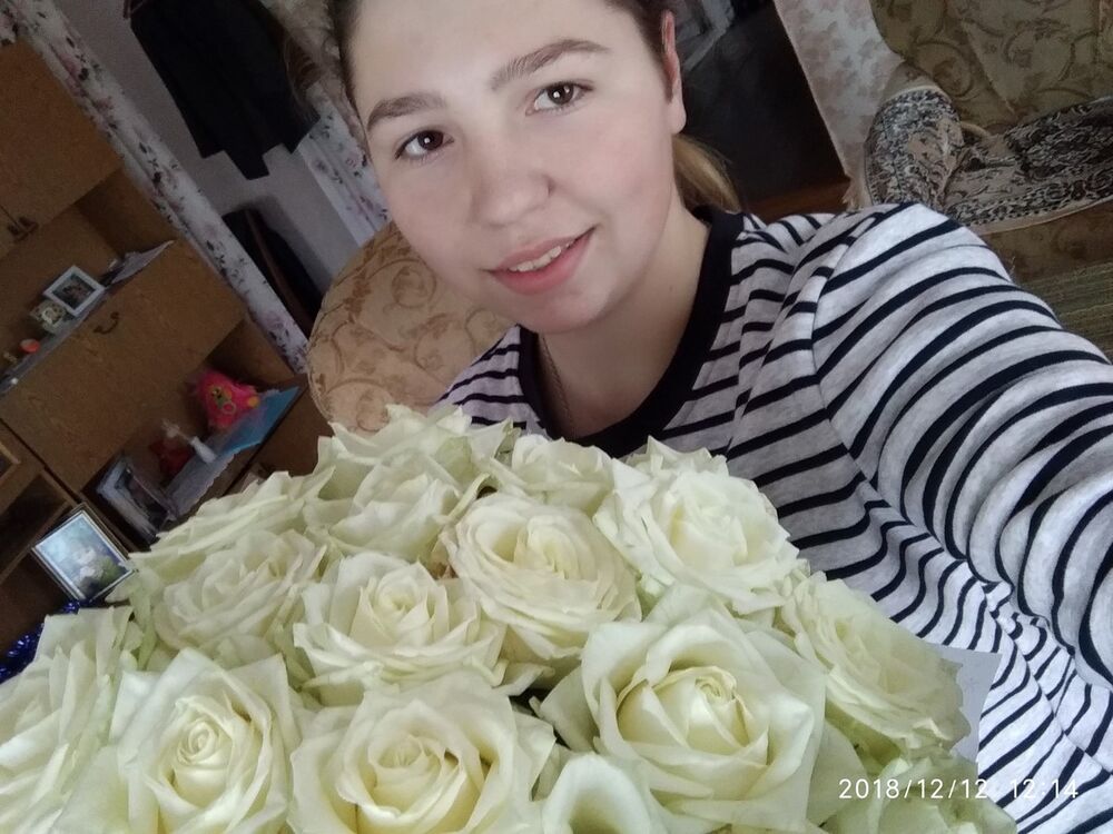  ,   Marina, 25 ,   ,   , c 