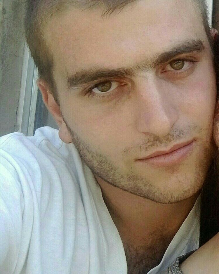  10516494  HOVO, 32 ,    