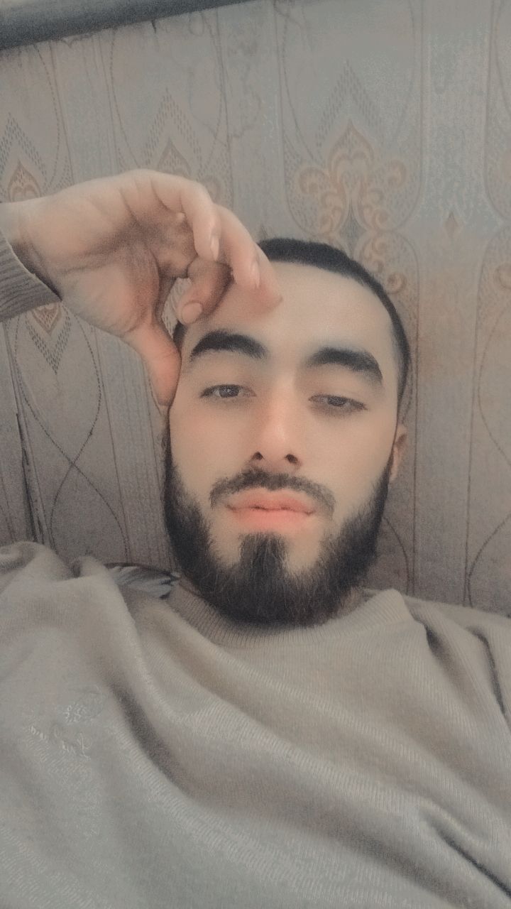  43839284  Safarov, 27 ,    