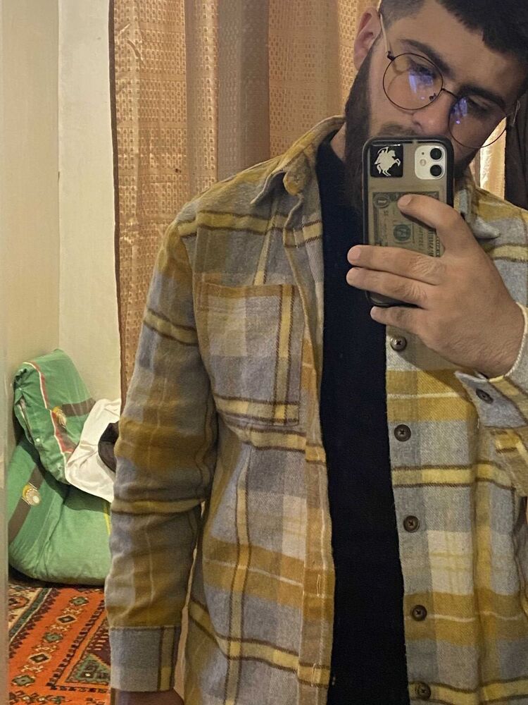  26070114  AMIR, 29 ,    