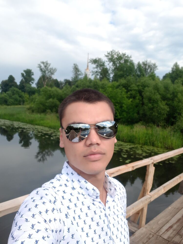  12737474  Ali, 33 ,    