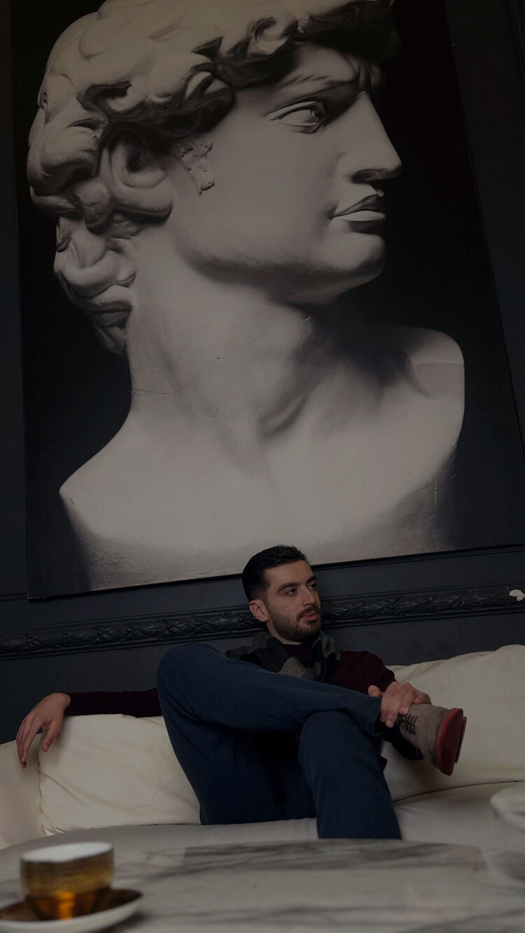  48852134  , 24 ,    -
