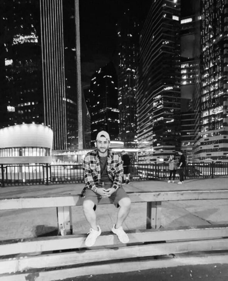  ,   Artur, 30 ,   ,   