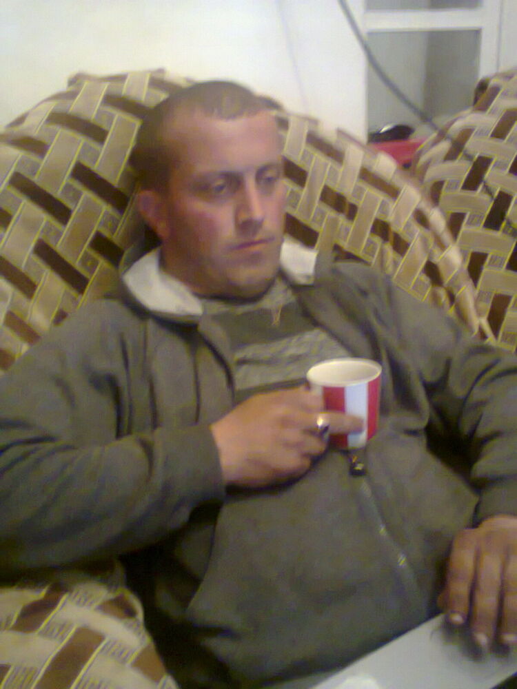  5414994  Armen, 47 ,    