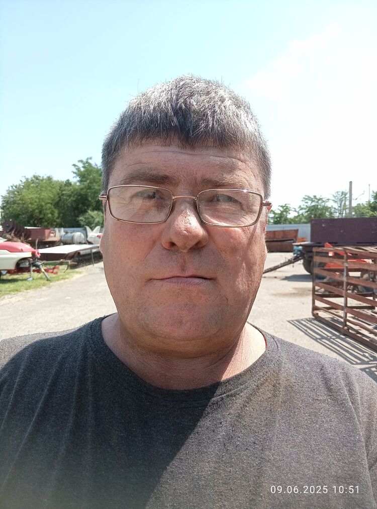  52009474  , 47 ,    