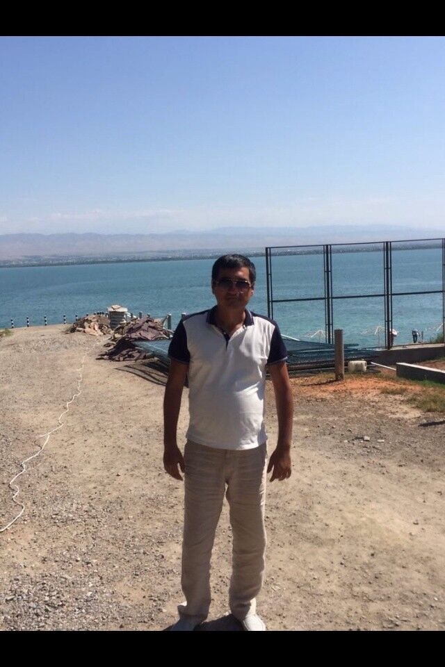  ,   Baha, 44 ,  