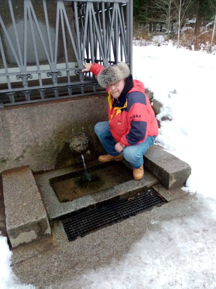  ,   Alexander, 64 ,   ,   