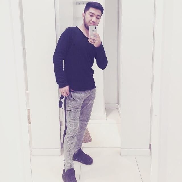  18725794  Khiza, 30 ,    