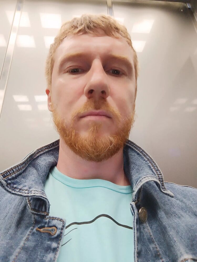  ,   Aunthone, 41 ,     , c 
