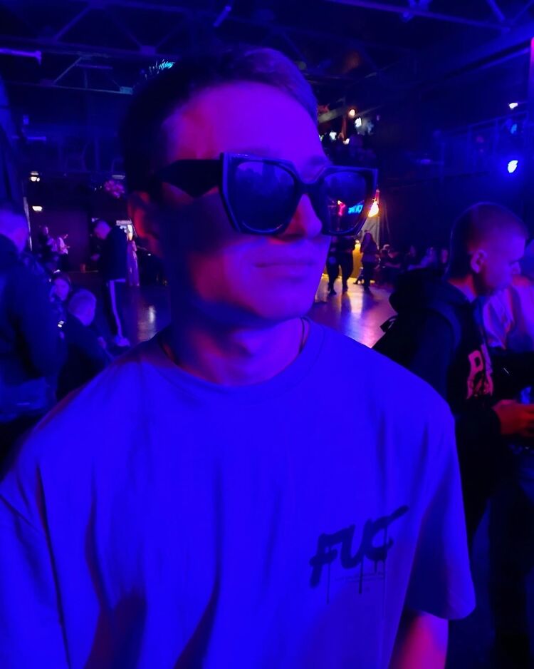 ���� 54792094 ����� ������, 24 ����, ���� ���������� � �������������