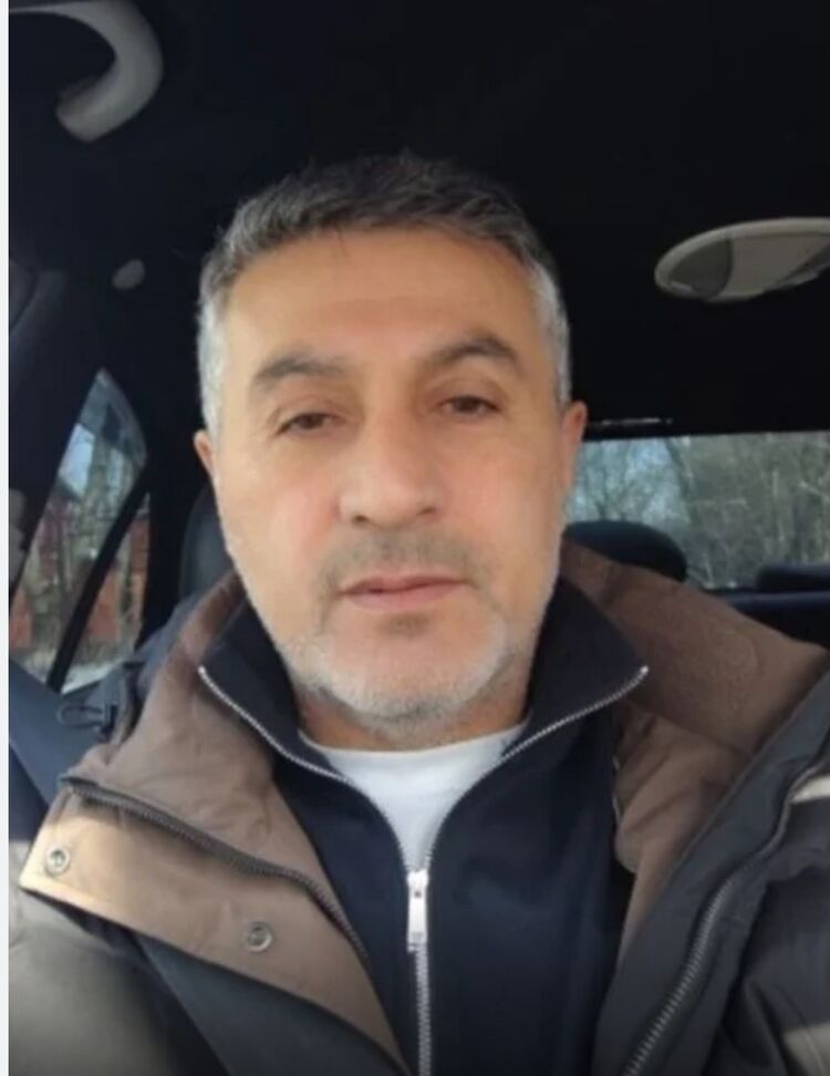  53451774  Mehmet, 50 ,    