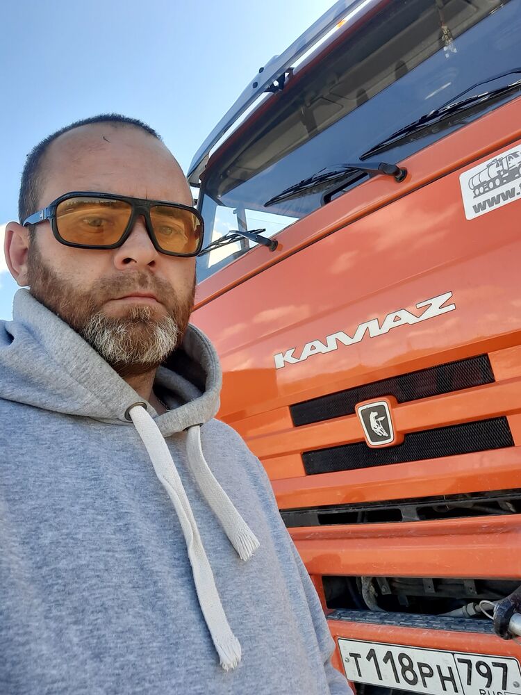  53018234  , 37 ,    