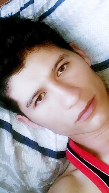  9714664  Henk, 32 ,    
