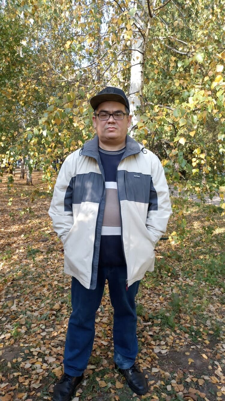  45735484  , 49 ,    