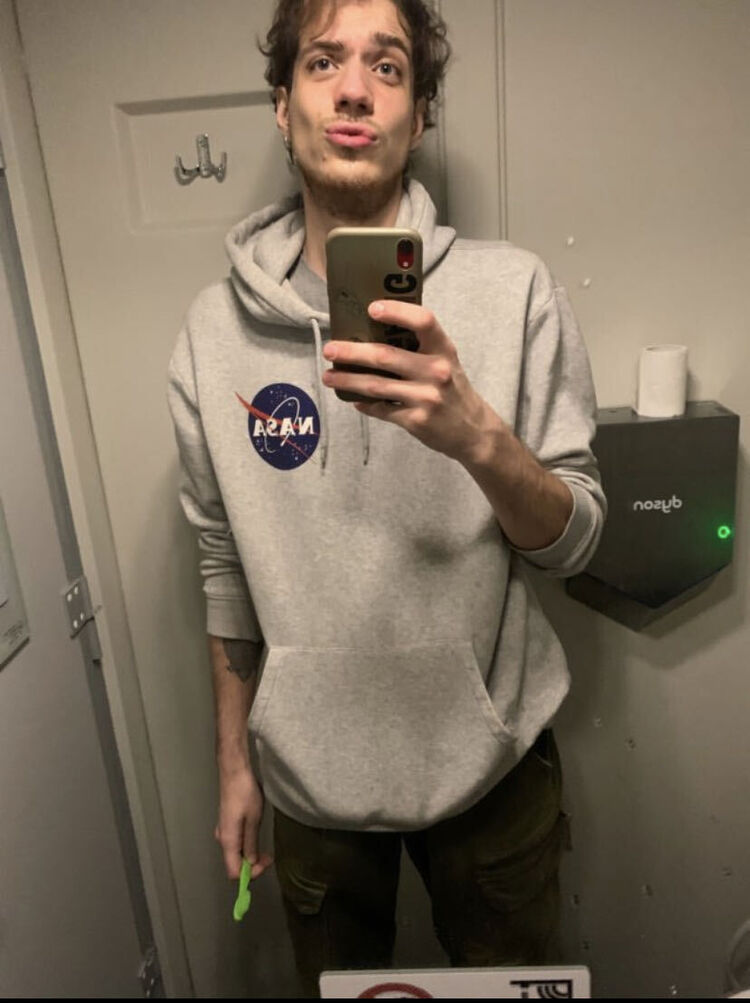  34458004  , 28 ,    