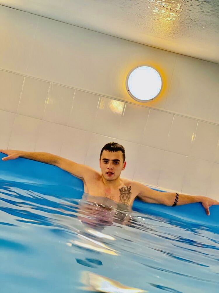  ,   , 27 ,   ,   