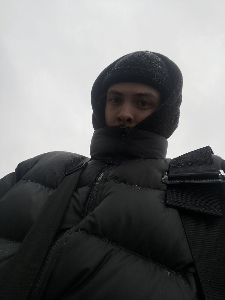  ,   Oleg, 22 ,   ,   