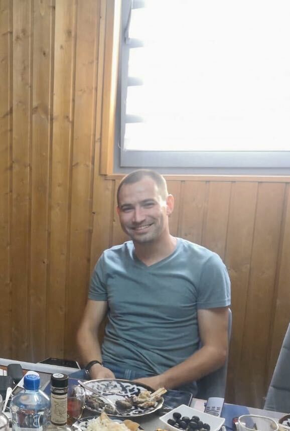  --,   , 32 ,   ,   , 